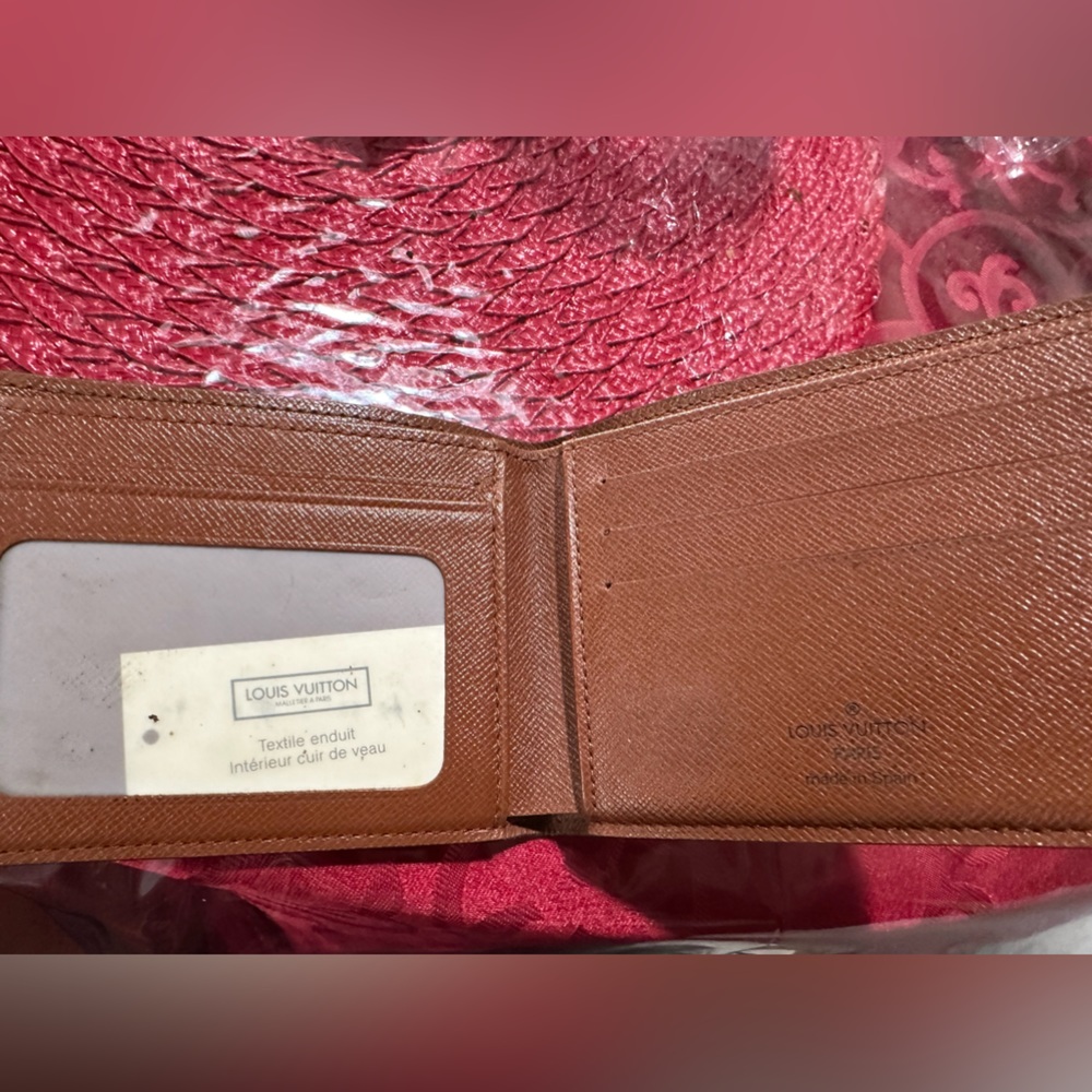 Pre loved Louie Vuitton Wallet